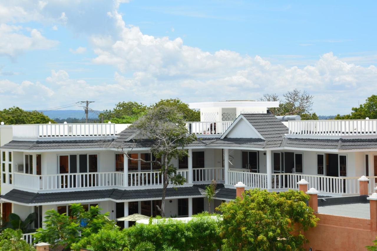 Fiorella Beach House, Diani Beach Exterior photo